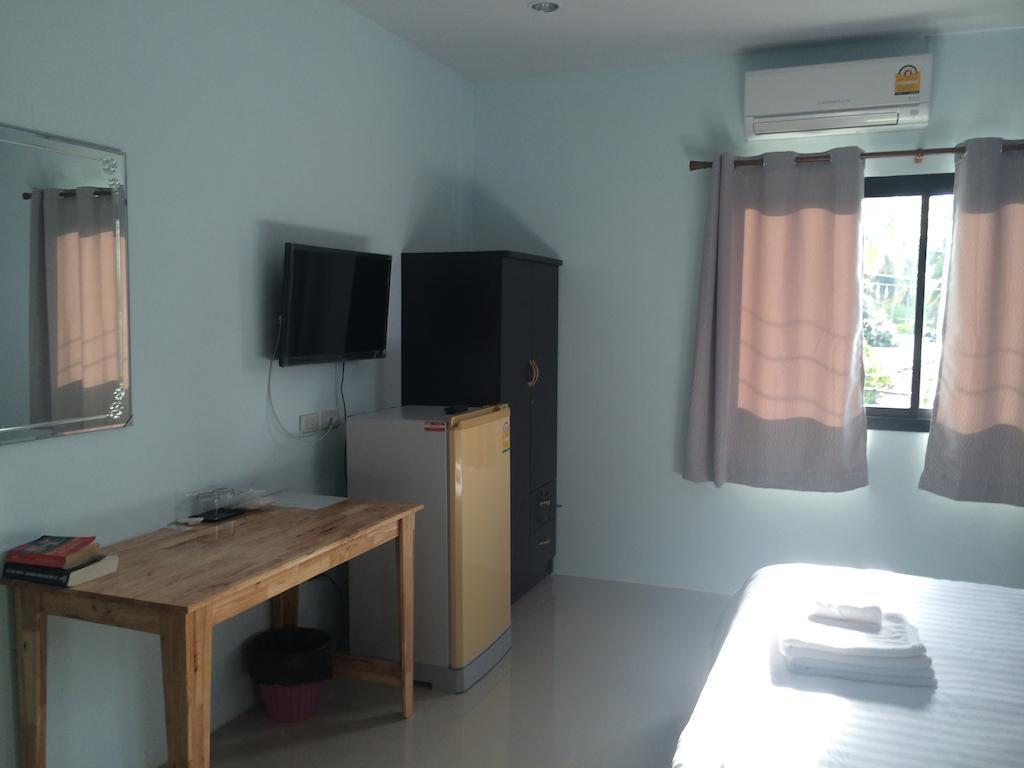 מאה האד Maehaad Guesthouse חדר תמונה